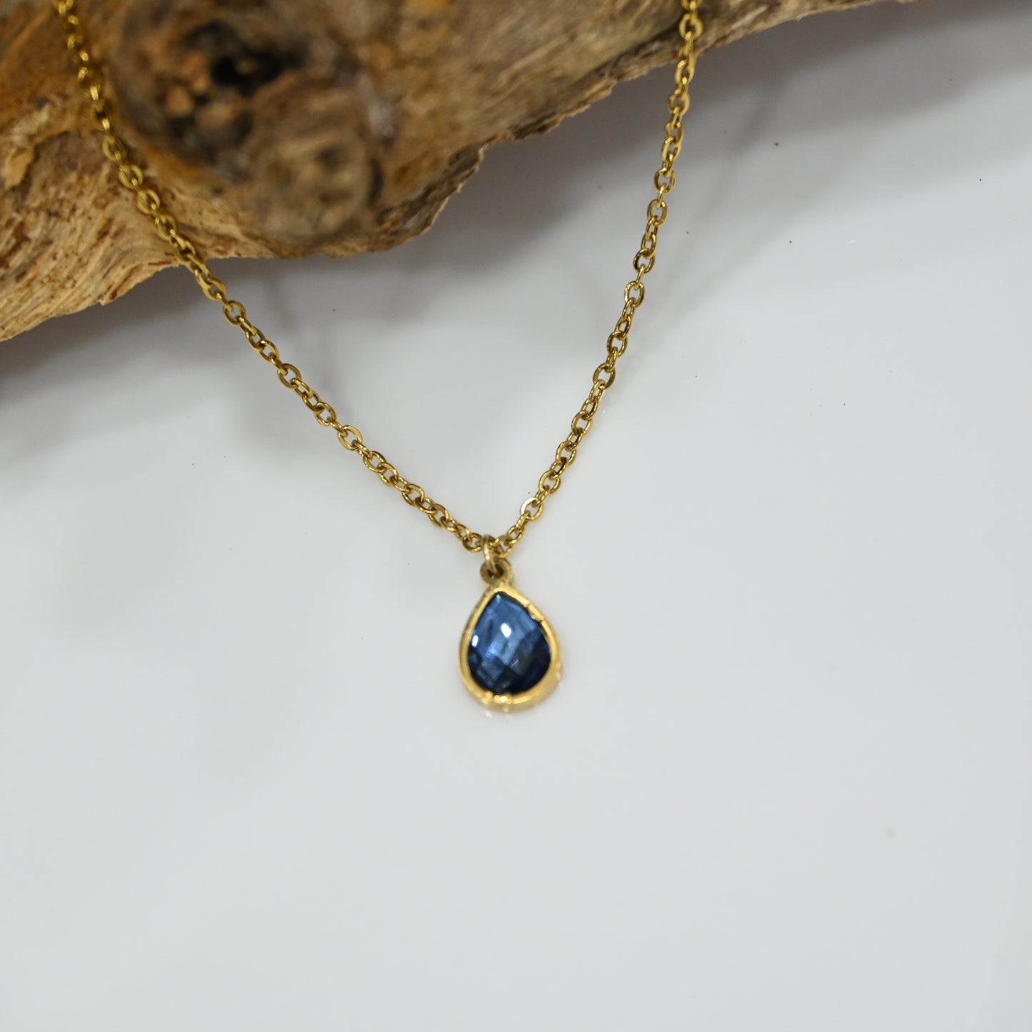 Anti Tarnish Minimal Blue Drop Stone Necklace