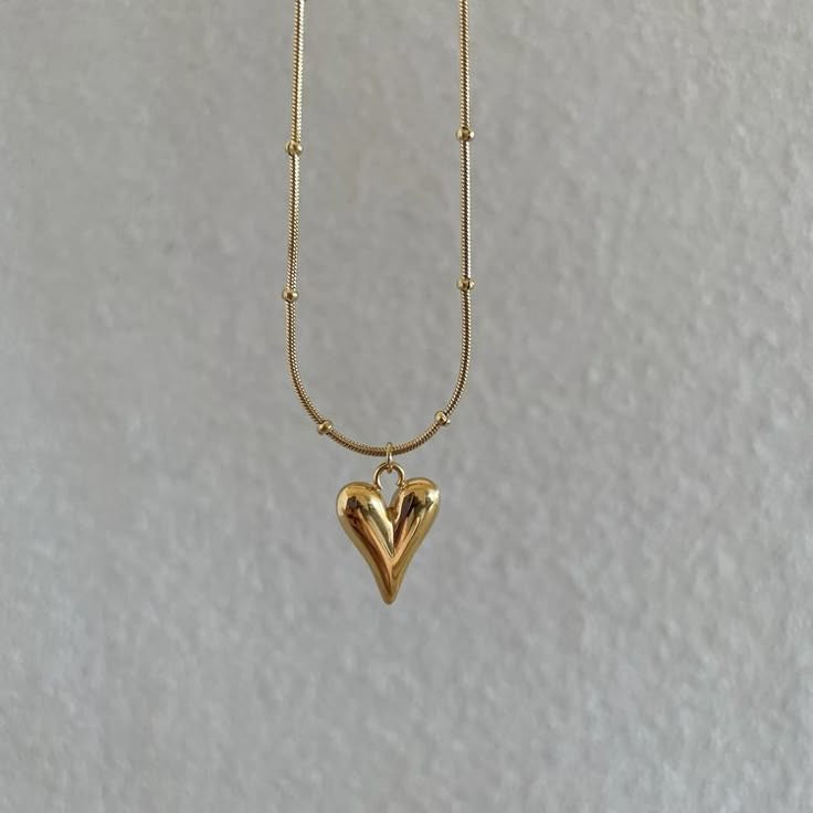 Anti Tarnish Dotted Chain Heart Necklace