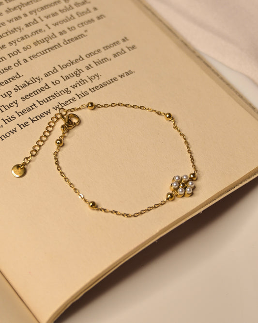 Anti Tarnish Single Flower Bracelet