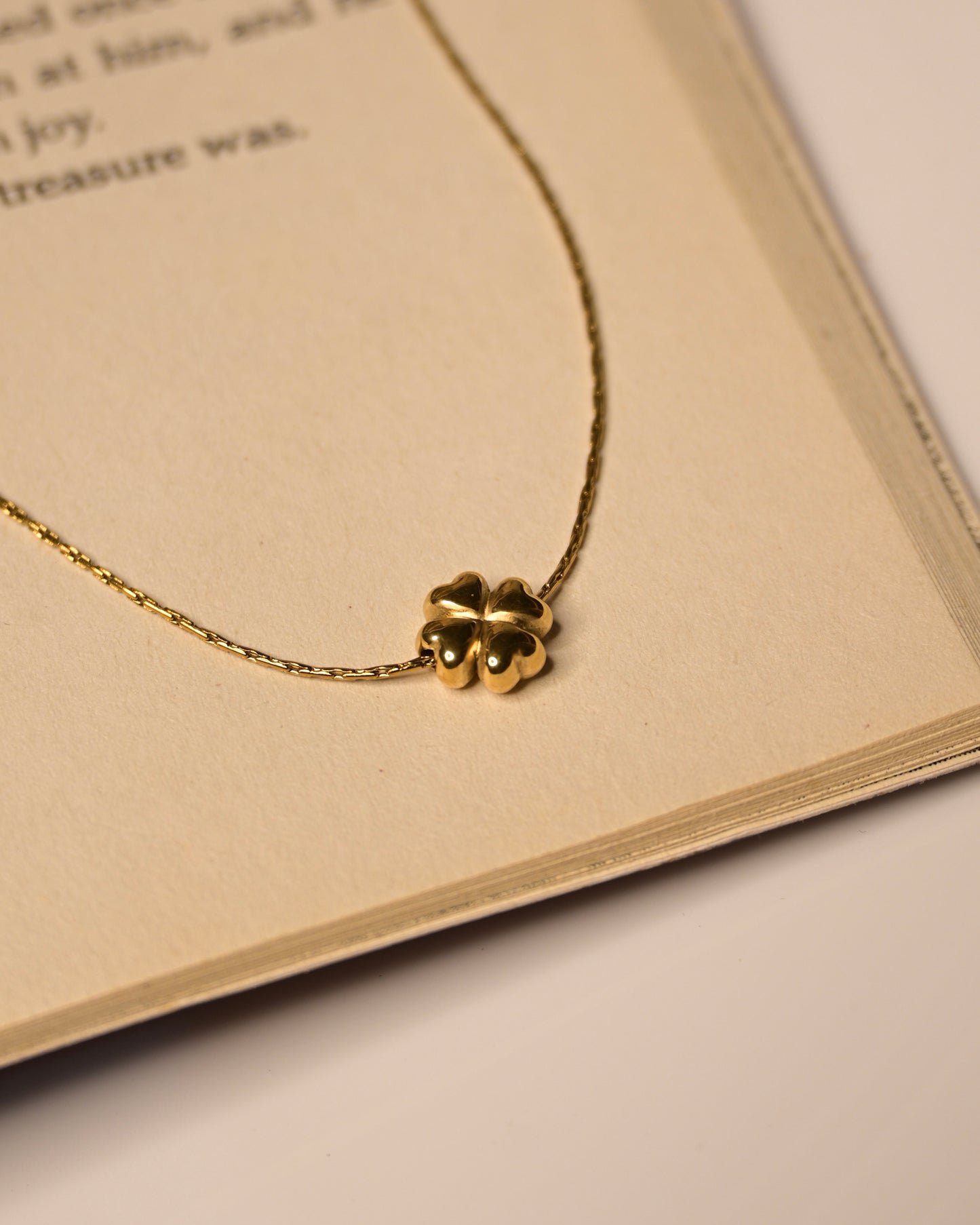 Lucky Clover Anti Tarnish Necklace