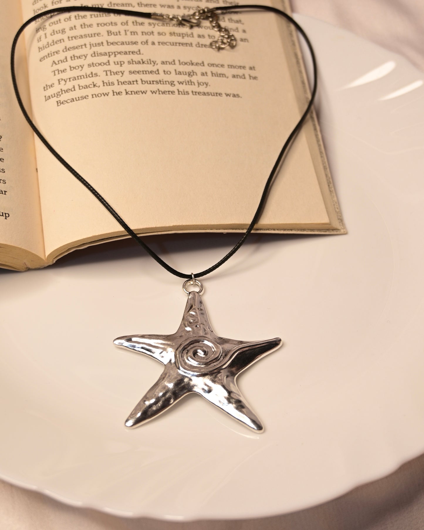 Viral Star Leather Cord Necklace