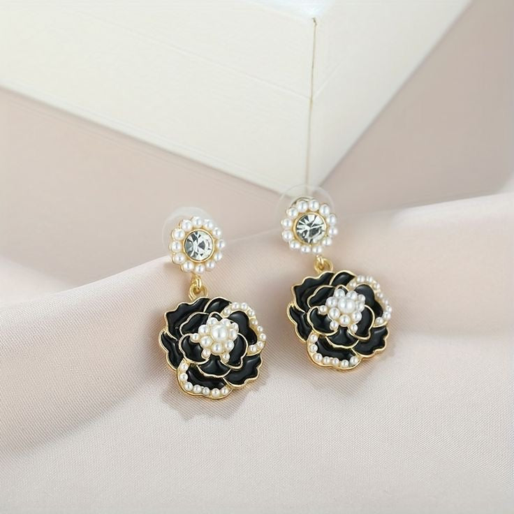 Black Rose Pearl Earrings