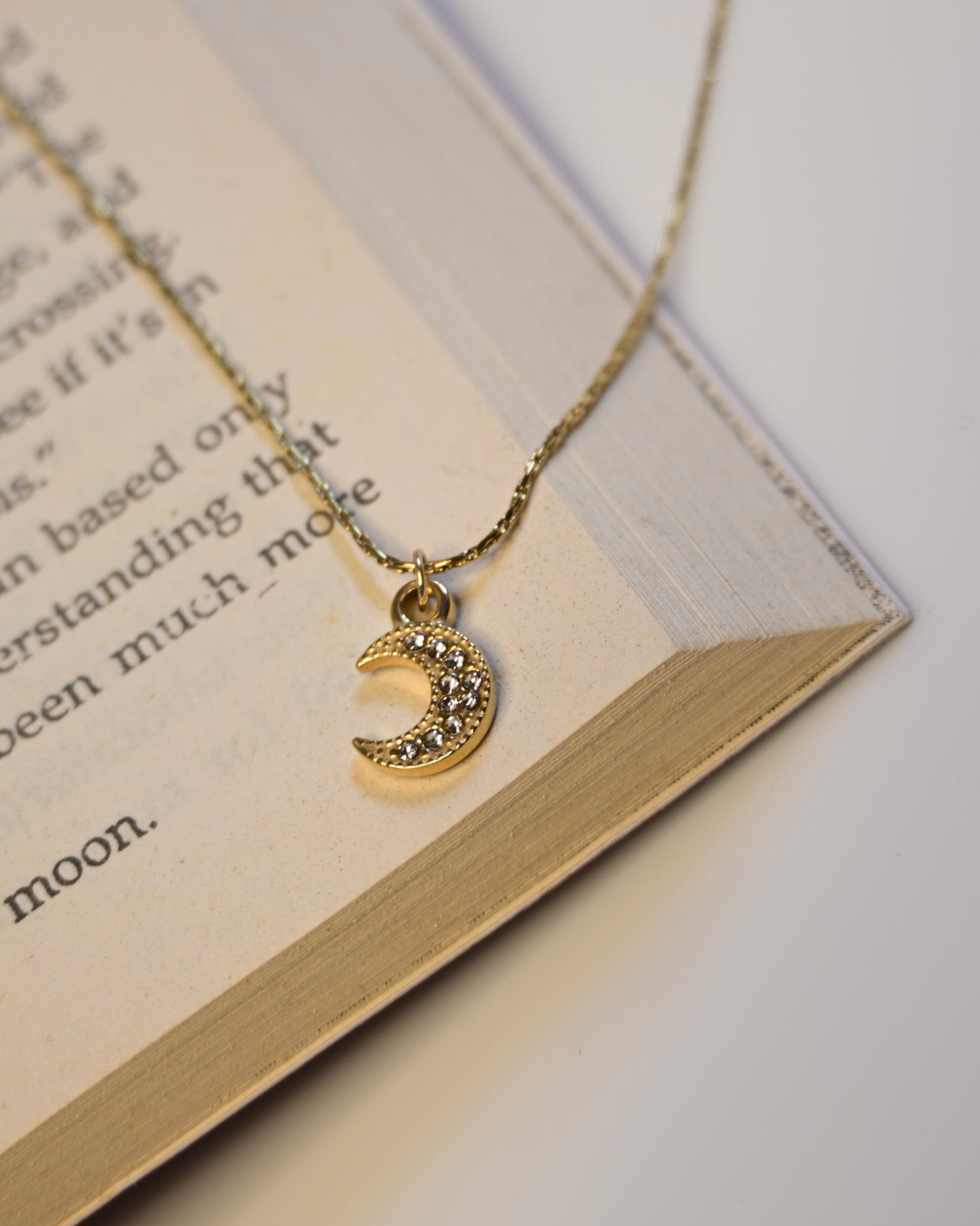Studded Moon Minimal Necklace