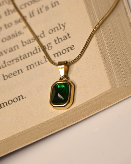Rectangle Green Stone Anti Tarnish Necklace