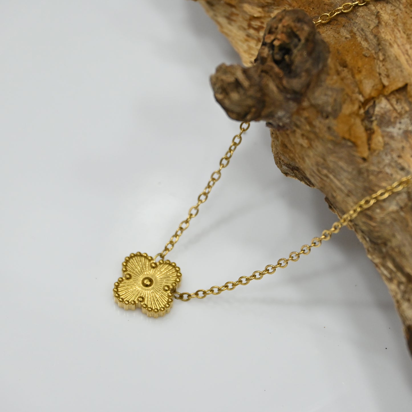 Anti Tarnish Golden Single Clover Necklace