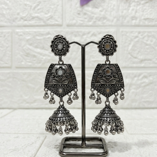 Aira Earring