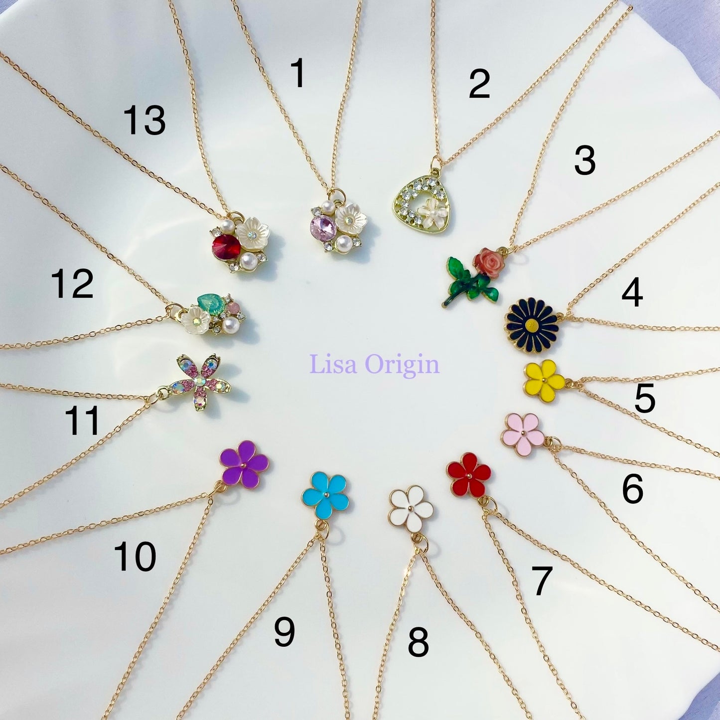 Flower Minimal Necklaces