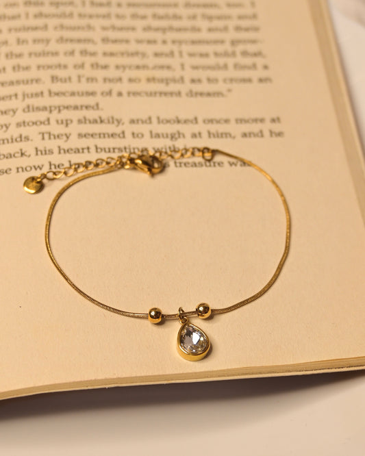 Single Drop Stone Anti Tarnish bracelet
