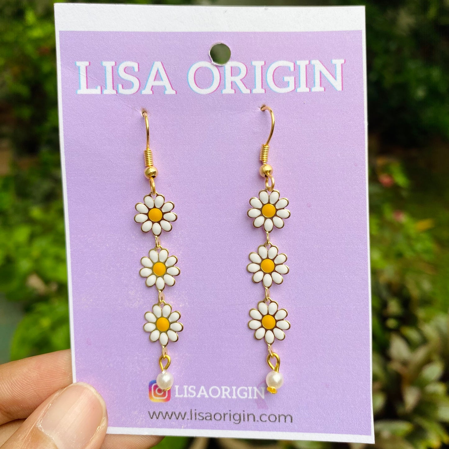 Small Daisy Earrings