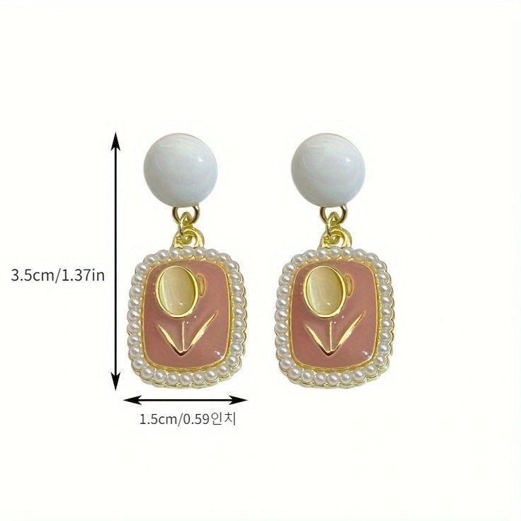 Tulip Square Earrings